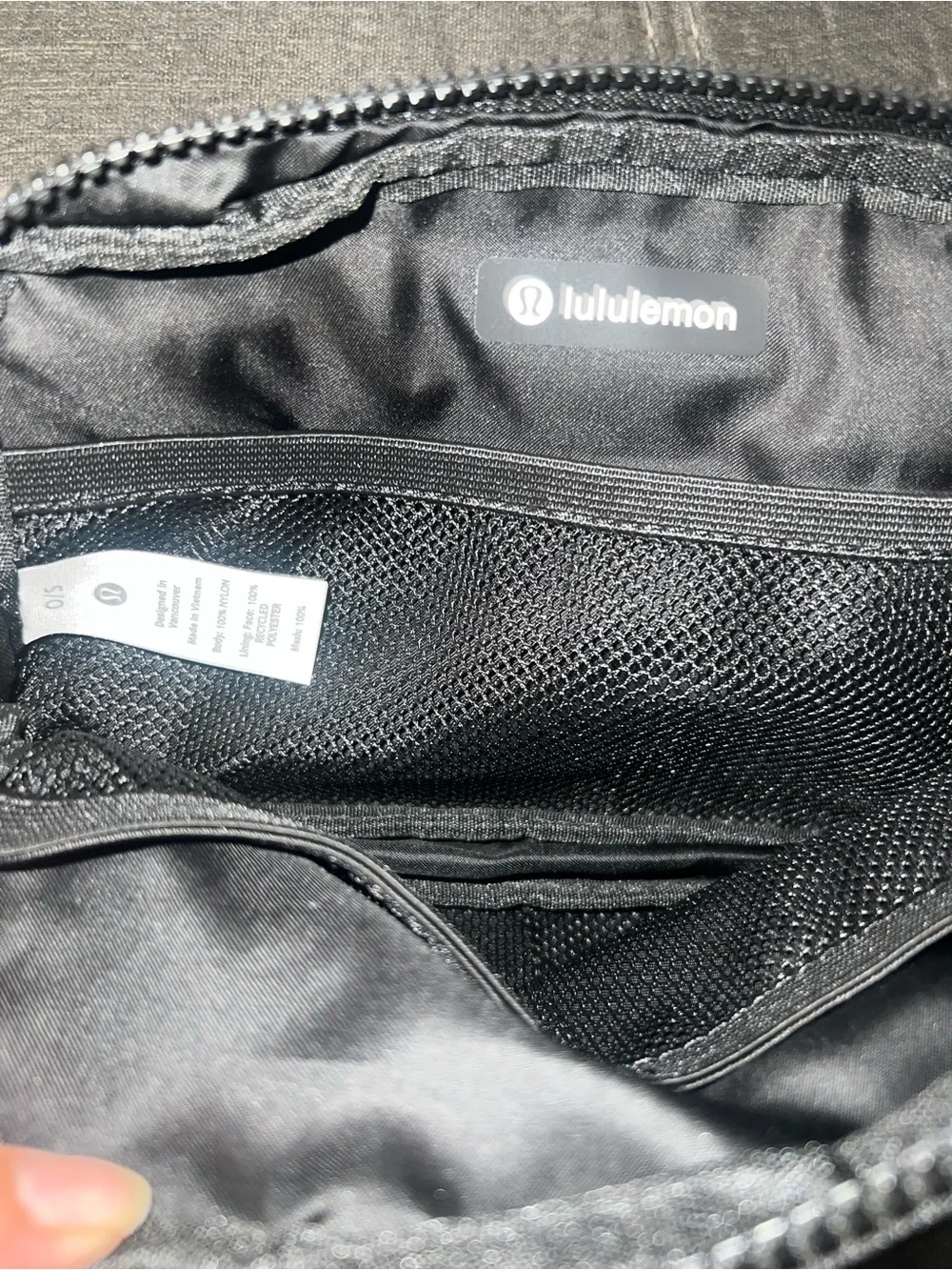 Lululemon everywhere belt bag